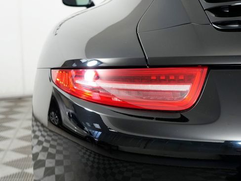 Used 2014 Porsche 911 Carrera S RWD image 12