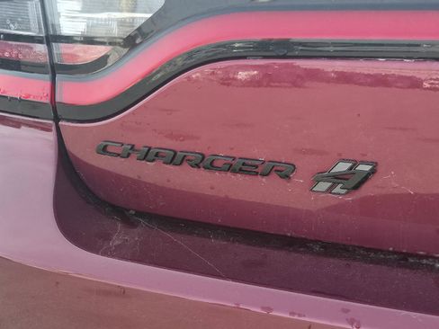 Used 2022 Dodge Charger SXT w/ Blacktop Package image 25