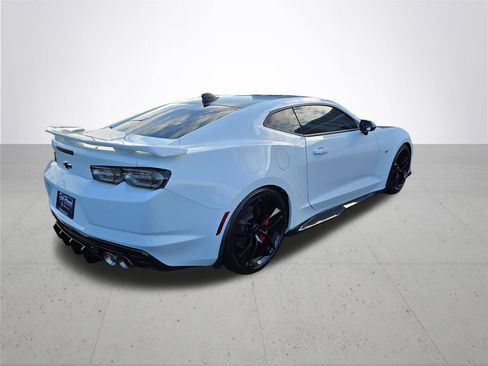 Used 2023 Chevrolet Camaro SS image 6