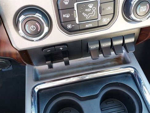 Used 2015 Ford F350 Lariat w/ Lariat Ultimate Package image 17