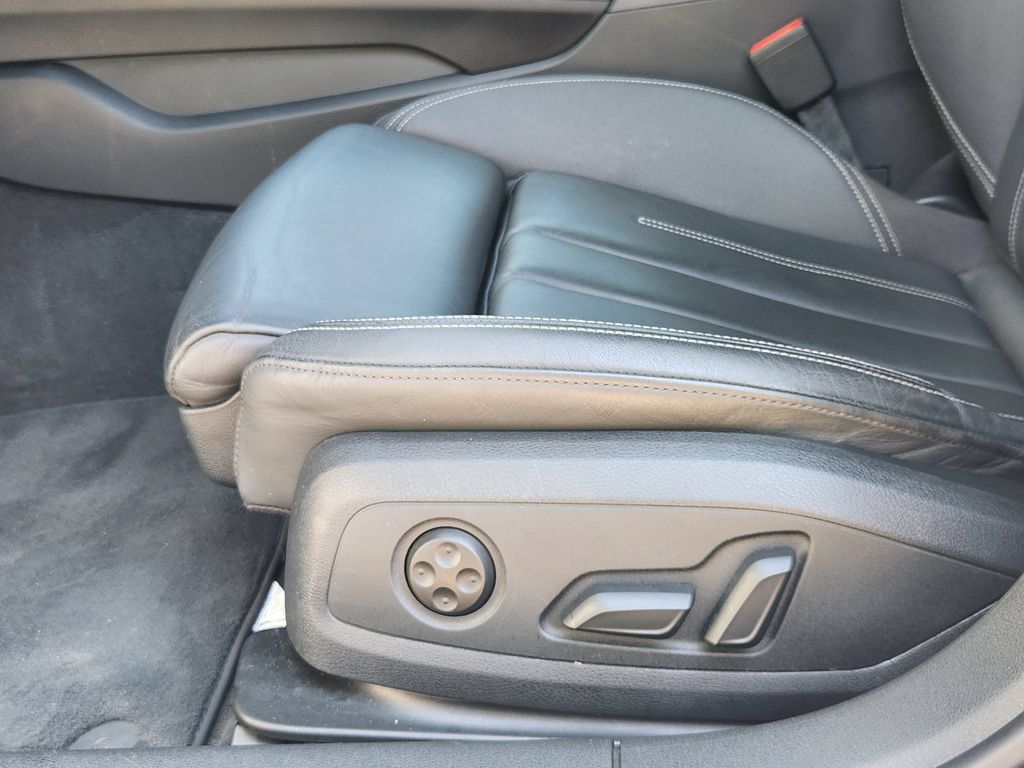 Used 2021 Audi A4 2.0T Premium w/ Convenience Package AWD/4WD image 28
