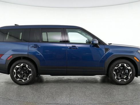 Used 2025 Hyundai Santa Fe SEL image 11