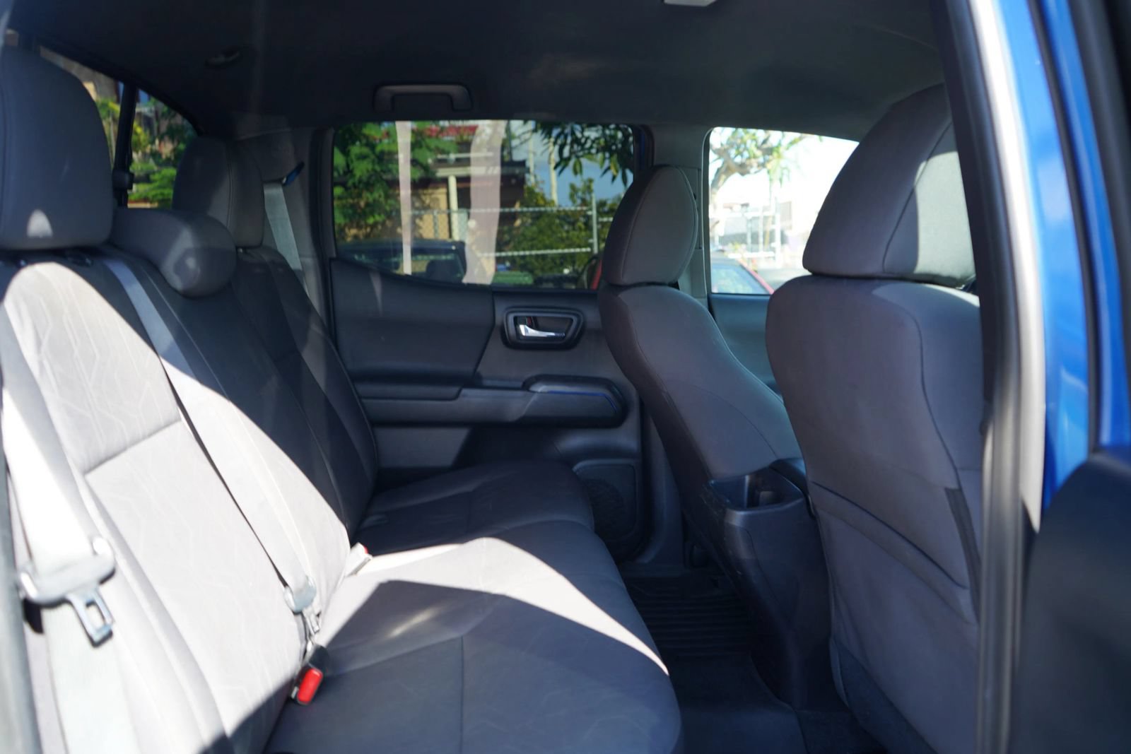 Used 2016 Toyota Tacoma TRD Off-Road RWD image 21