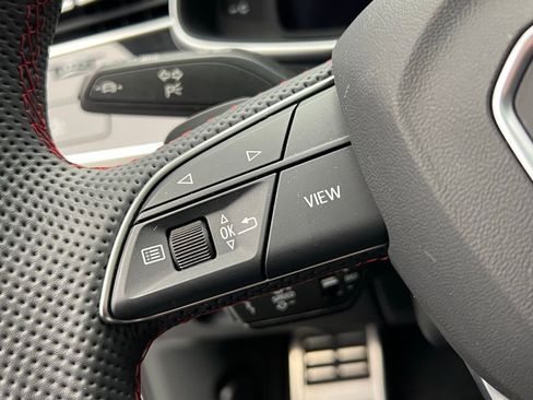 Used 2025 Audi SQ7 Prestige w/ Prestige Package AWD/4WD image 19