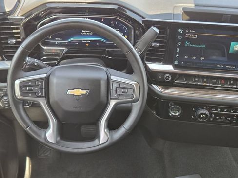 Used 2023 Chevrolet Silverado 1500 LT AWD/4WD image 26
