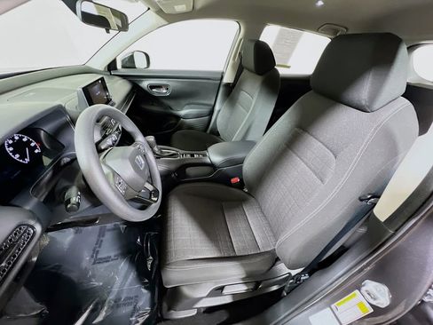 Used 2025 Honda HR-V LX image 18