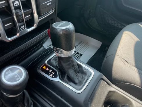 Used 2021 Jeep Gladiator Sport AWD/4WD image 30