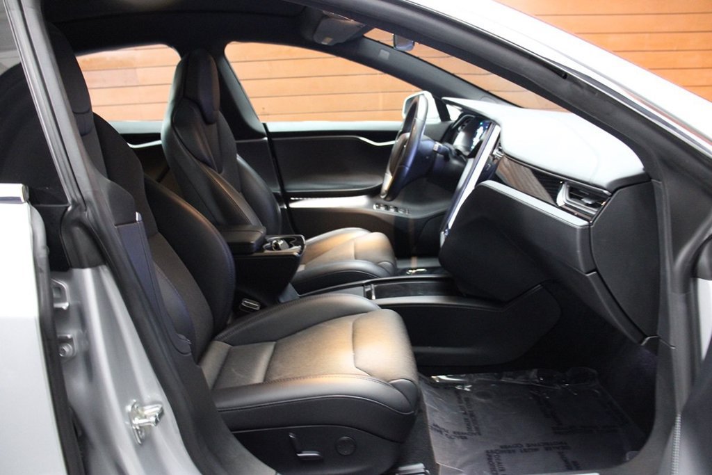 Used 2018 Tesla Model S AWD image 25