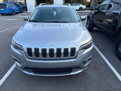 Used 2020 Jeep Cherokee Limited w/ Luxury Group AWD/4WD image 10