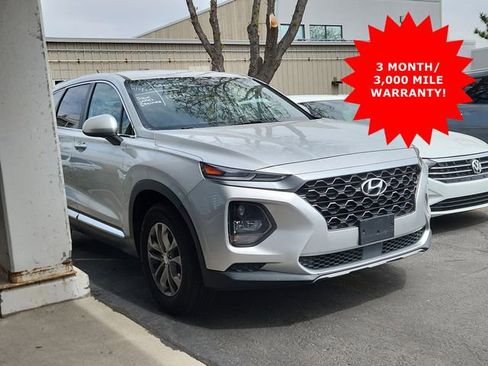 Used 2019 Hyundai Santa Fe SE image 1