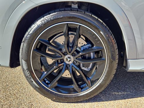 Used 2026 Mercedes-Benz GLE 580 4MATIC image 11