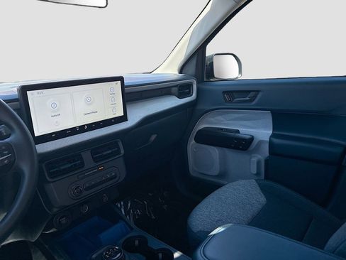 Used 2025 Ford Maverick XLT w/ Equipment Group 302A image 21