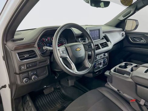 Used 2023 Chevrolet Tahoe 2WD w/ Remote Keyless Entry Package image 32