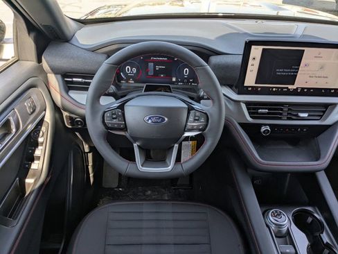 New 2026 Ford Explorer ST-Line w/ ST-Line Street Pack RWD image 17
