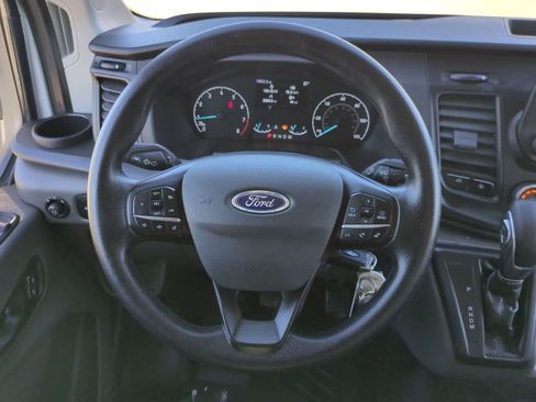 Used 2024 Ford Transit 250 Low Roof AWD w/ Exterior Upgrade Package image 19