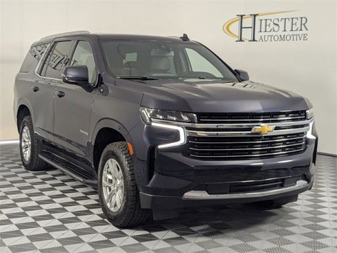 Used 2022 Chevrolet Tahoe LT w/ Luxury Package image 2