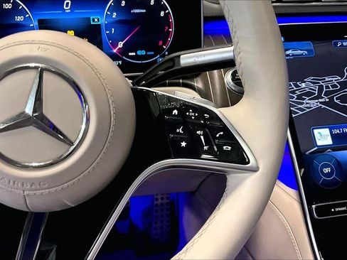 Used 2022 Mercedes-Benz S 580 4MATIC Sedan image 25