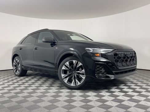 New 2025 Audi Q8 Prestige image 2