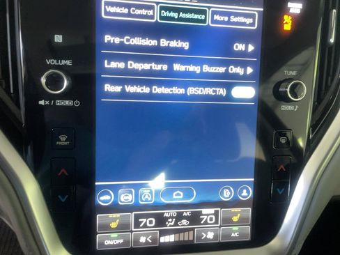 Used 2025 Subaru Legacy Premium w/ Popular Package #1 AWD/4WD image 11