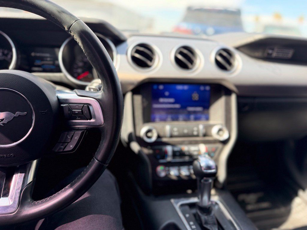 Used 2020 Ford Mustang GT Premium RWD image 8