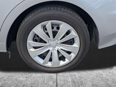 Used 2018 Subaru Impreza 2.0i AWD/4WD image 9