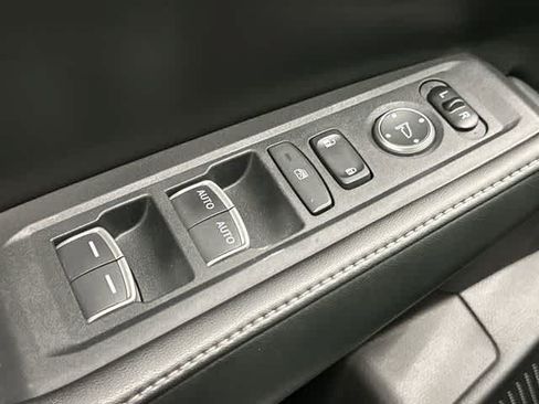 Used 2025 Honda Accord Sport image 19