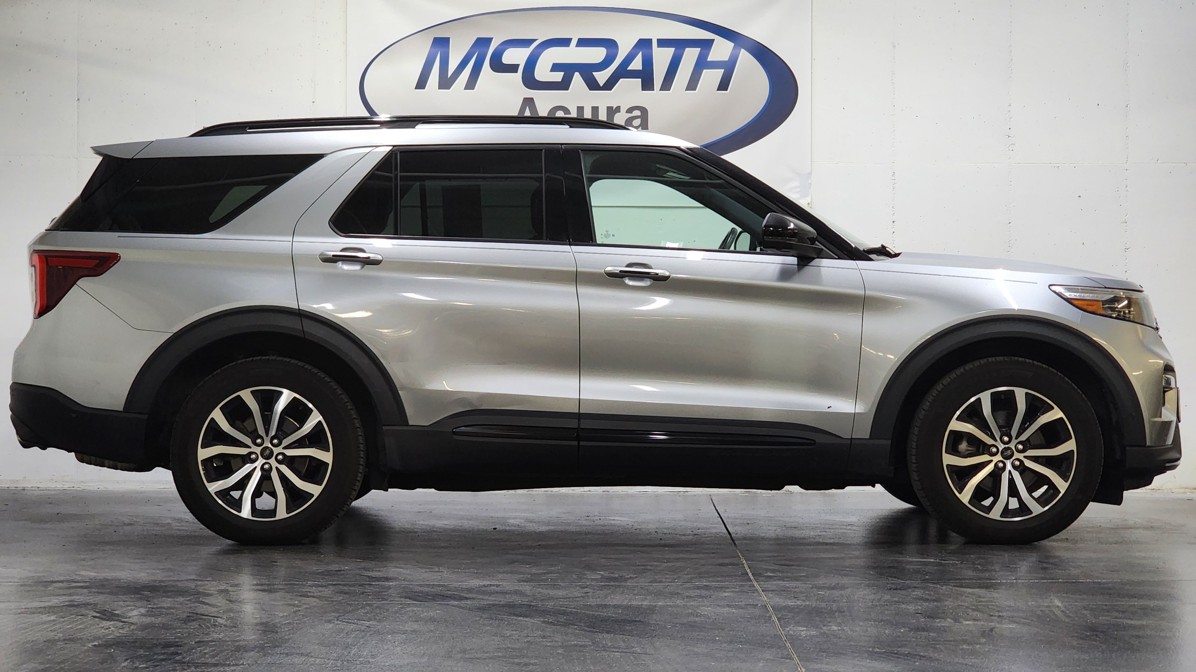 Used 2020 Ford Explorer ST AWD/4WD image 5