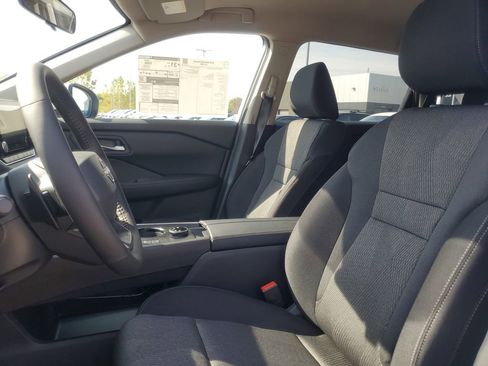 New 2026 Nissan Rogue SV image 12