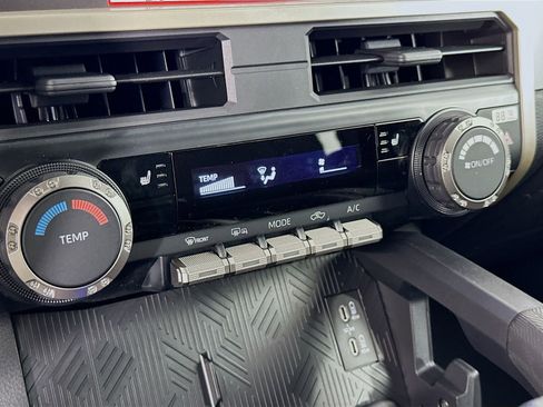 New 2025 Toyota Tacoma SR5 AWD/4WD image 15