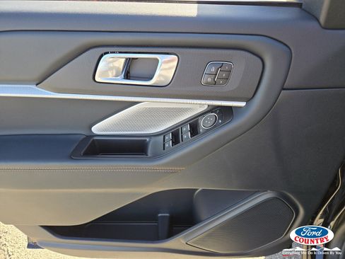 New 2026 Ford Explorer Tremor w/ Tremor Ultimate Package image 11