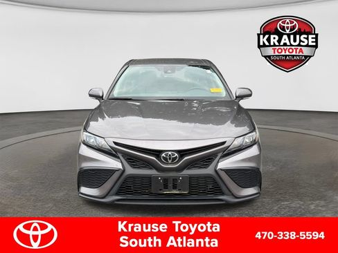 Used 2024 Toyota Camry SE w/ Convenience Package FWD image 2
