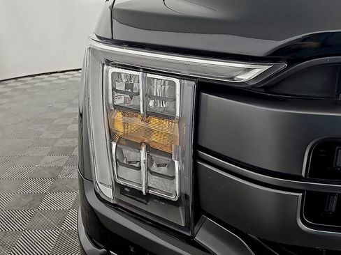 Used 2023 Ford F150 Lariat w/ Max Trailer Tow Package image 9