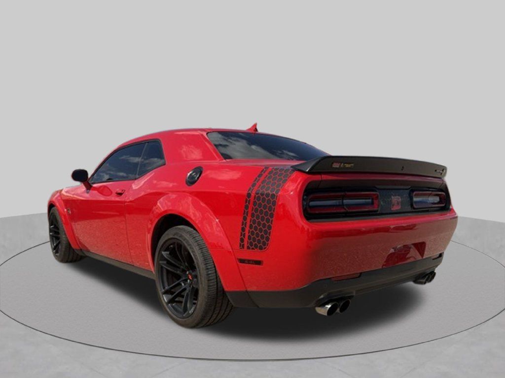 Used 2021 Dodge Challenger R/T Scat Pack RWD image 4