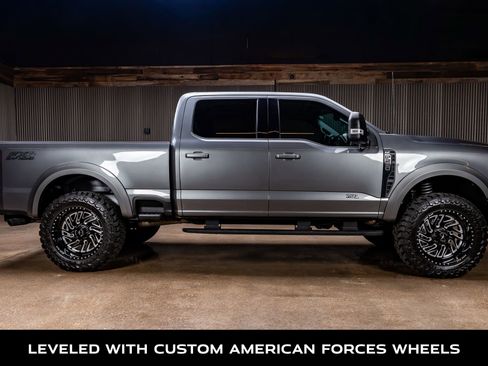 Used 2023 Ford F250 XLT w/ XLT Premium Package image 10