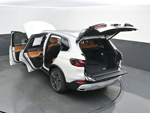 New 2026 BMW X5 sDrive40i RWD image 59