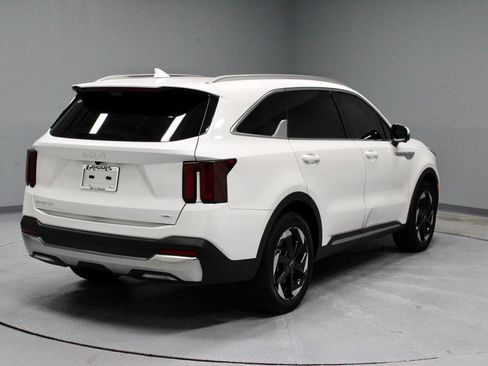 Used 2025 Kia Sorento SX Prestige AWD/4WD image 12