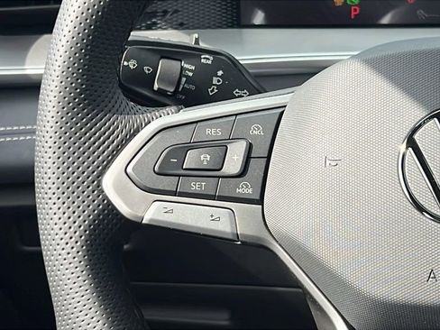 New 2026 Volkswagen Tiguan SE R-Line AWD/4WD image 27