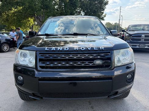 Used 2012 Land Rover LR2 HSE AWD/4WD image 2