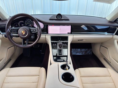 Used 2021 Porsche Panamera 4S image 12