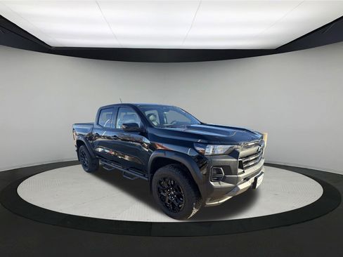 Used 2026 Chevrolet Colorado Trail Boss image 1