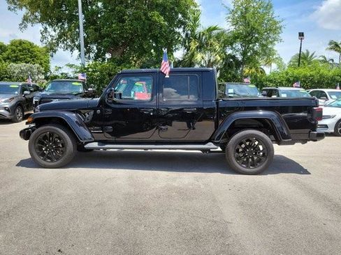 Used 2021 Jeep Gladiator Overland AWD/4WD image 8