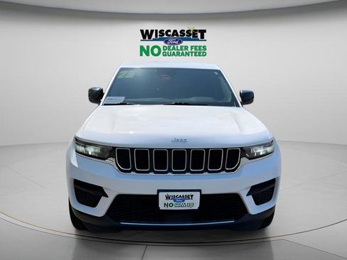 Used 2023 Jeep Grand Cherokee Laredo AWD/4WD image 8