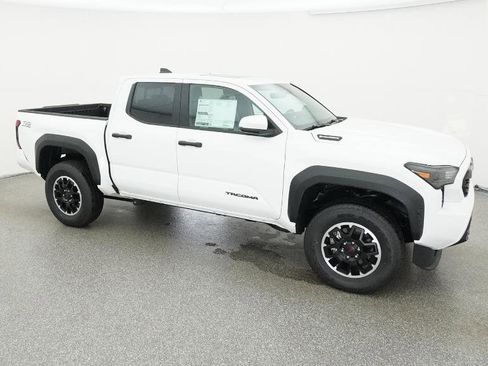 Certified 2025 Toyota Tacoma TRD Off-Road w/ TRD Off Road Upgrade Package image 27