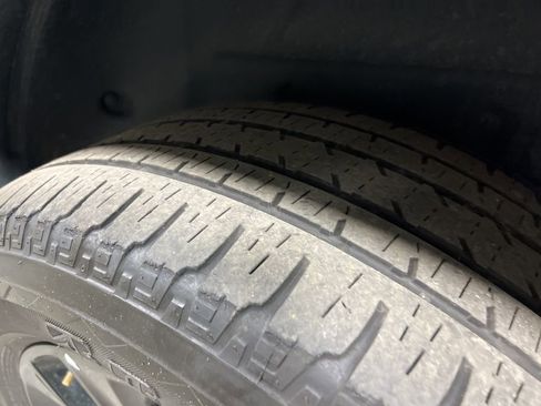 Used 2023 Jeep Wrangler Unlimited Sahara image 40