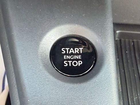 New 2026 Nissan Sentra SV w/ SV Convenience Package image 29