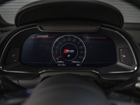 Used 2023 Audi R8 V10 performance image 44