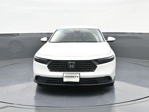 Used 2025 Honda Accord LX image 25