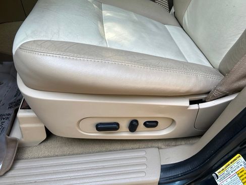 Used 2010 Ford Explorer Eddie Bauer AWD/4WD image 16