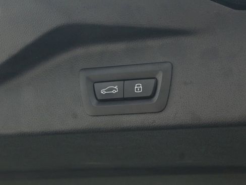 Certified 2024 BMW X5 xDrive40i w/ Premium Package image 9