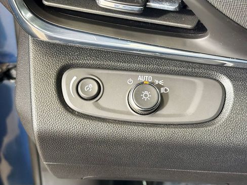 Used 2024 Buick Envista Preferred w/ Convenience I Package image 12